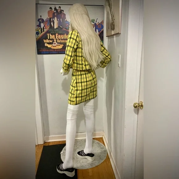 Clueless Cher Costume - Complete with wig, socks and vintage 90s shoes - Picture 5 of 16